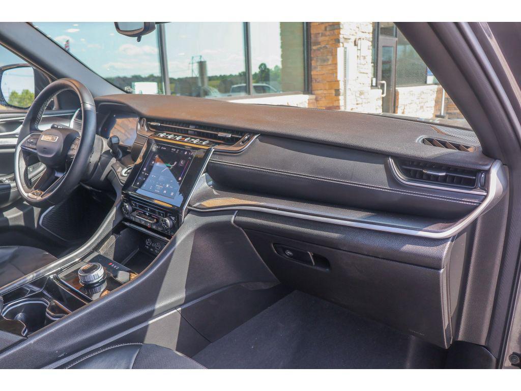 used 2022 Jeep Grand Cherokee car, priced at $34,319