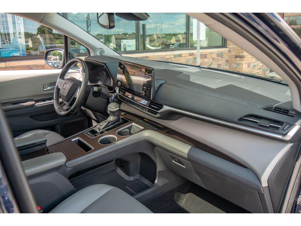 used 2021 Toyota Sienna car, priced at $39,485