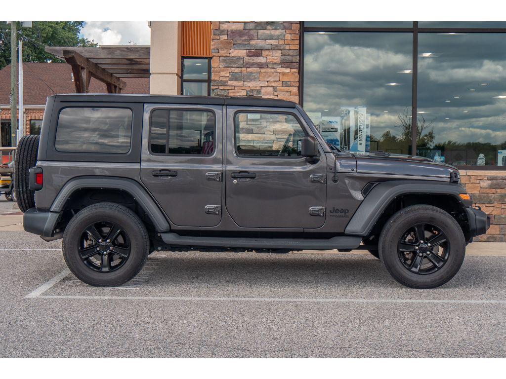 used 2022 Jeep Wrangler Unlimited car, priced at $34,365