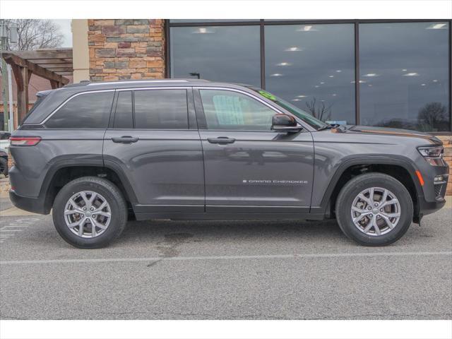 used 2022 Jeep Grand Cherokee car, priced at $32,974
