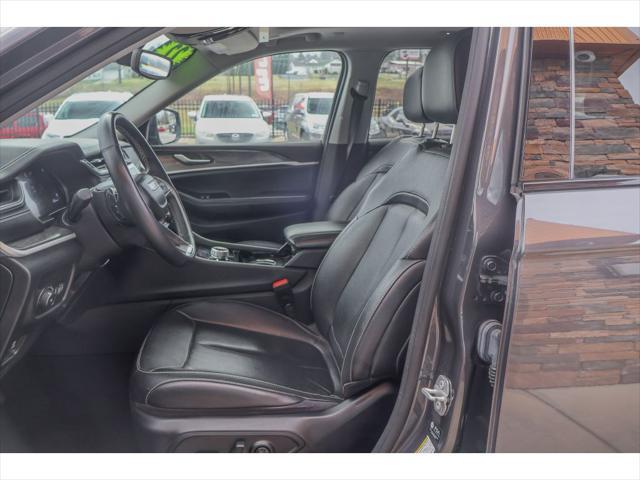 used 2022 Jeep Grand Cherokee car, priced at $32,974