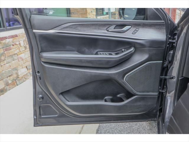 used 2022 Jeep Grand Cherokee car, priced at $32,974