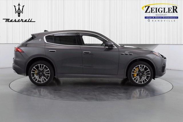new 2023 Maserati Grecale car, priced at $62,851
