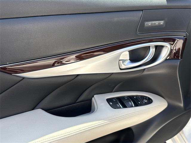 used 2015 INFINITI Q70 car, priced at $17,499