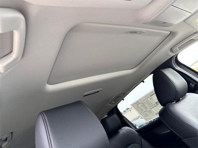 new 2025 Mazda CX-90 car, priced at $40,410