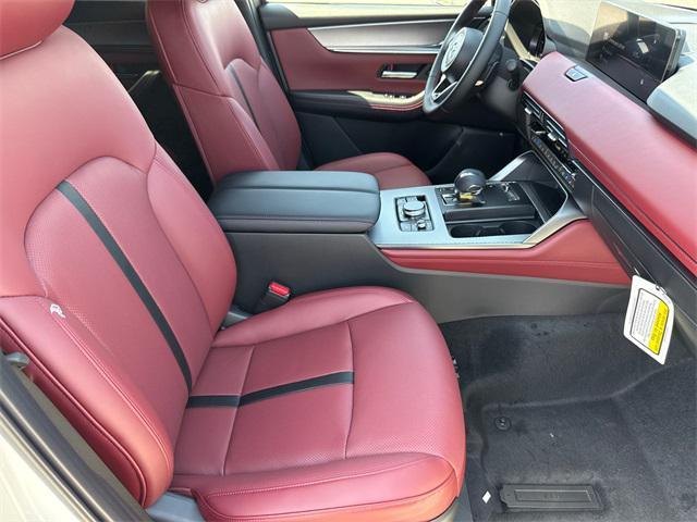 new 2025 Mazda CX-70 PHEV car, priced at $56,113