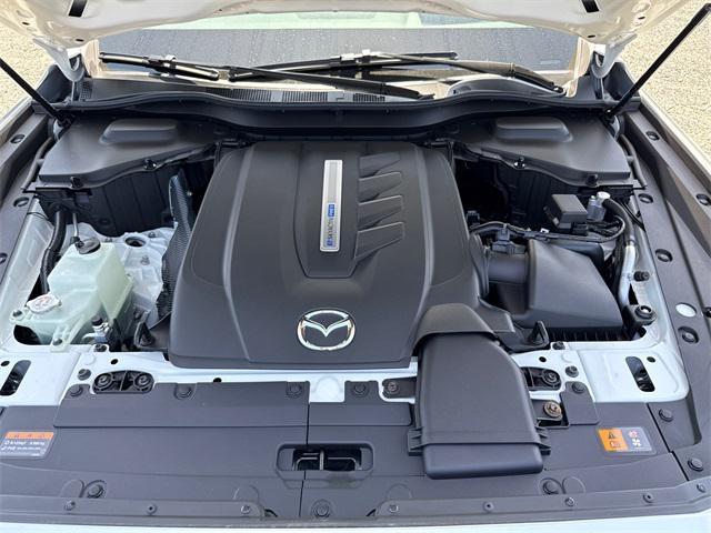 new 2025 Mazda CX-70 PHEV car, priced at $56,113