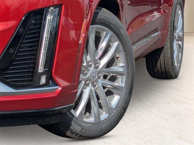 new 2025 Cadillac XT6 car, priced at $60,215