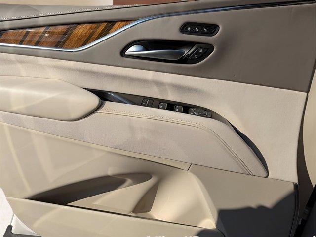 used 2023 Cadillac Escalade ESV car, priced at $74,385