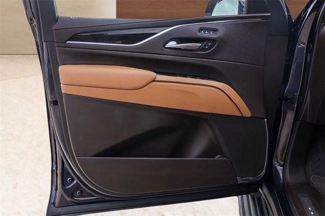 used 2023 Cadillac Escalade ESV car, priced at $71,388