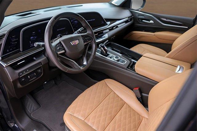 used 2023 Cadillac Escalade ESV car, priced at $71,388