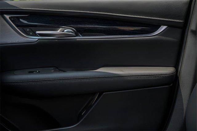 new 2025 Cadillac XT5 car, priced at $50,090