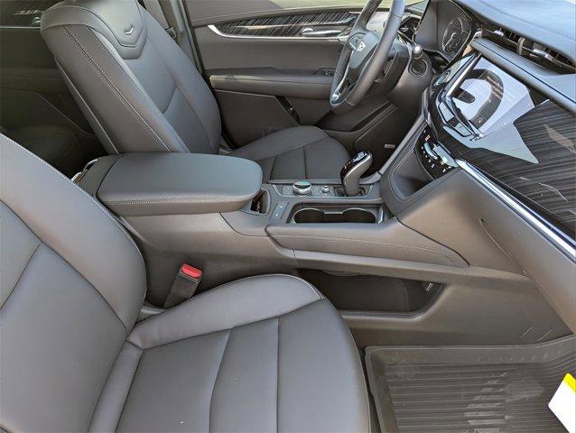 new 2025 Cadillac XT6 car, priced at $54,865