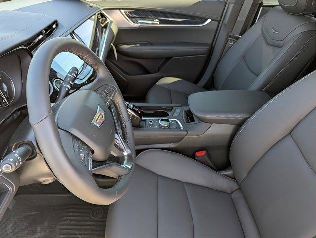 new 2025 Cadillac XT6 car, priced at $54,865