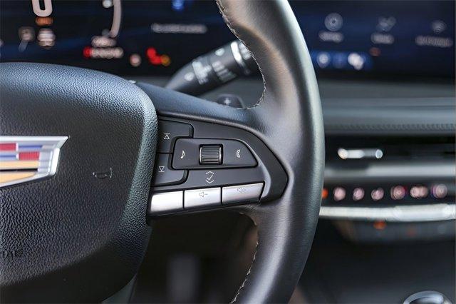 used 2025 Cadillac XT4 car, priced at $33,988