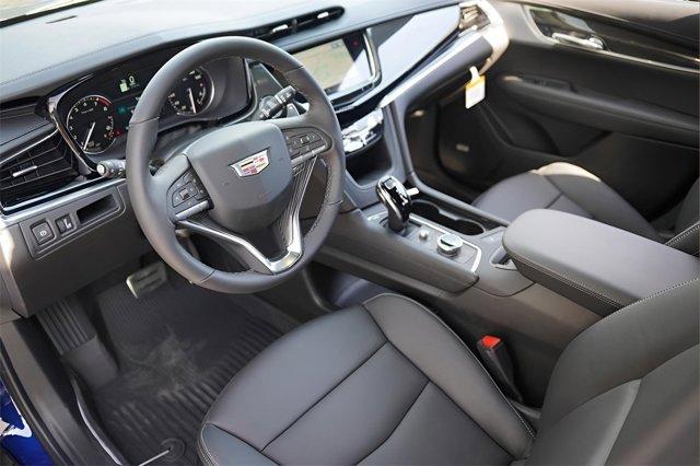 new 2025 Cadillac XT6 car, priced at $60,165