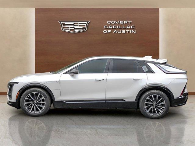 new 2025 Cadillac LYRIQ car, priced at $62,594