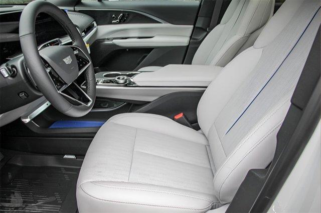 new 2025 Cadillac LYRIQ car, priced at $62,594