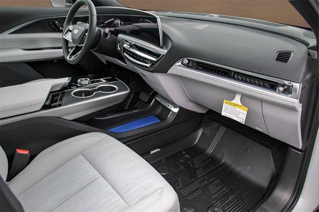 new 2025 Cadillac LYRIQ car, priced at $62,594