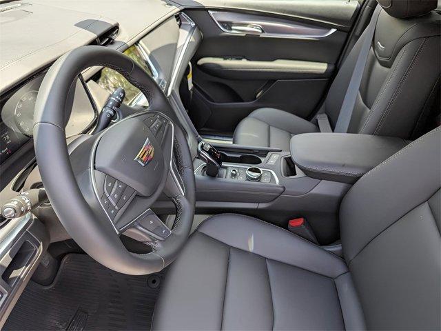 new 2025 Cadillac XT5 car, priced at $47,089