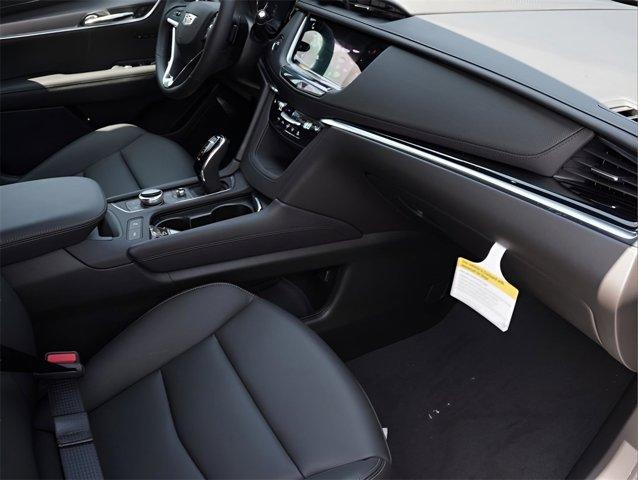 new 2025 Cadillac XT6 car, priced at $43,690