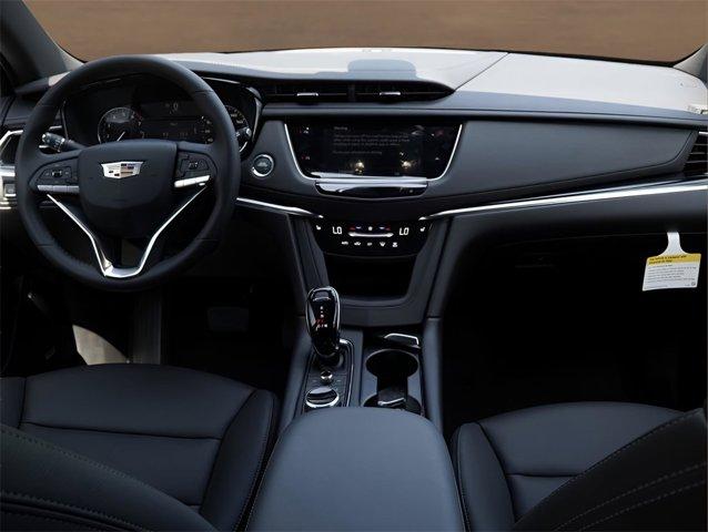 new 2025 Cadillac XT6 car, priced at $43,690