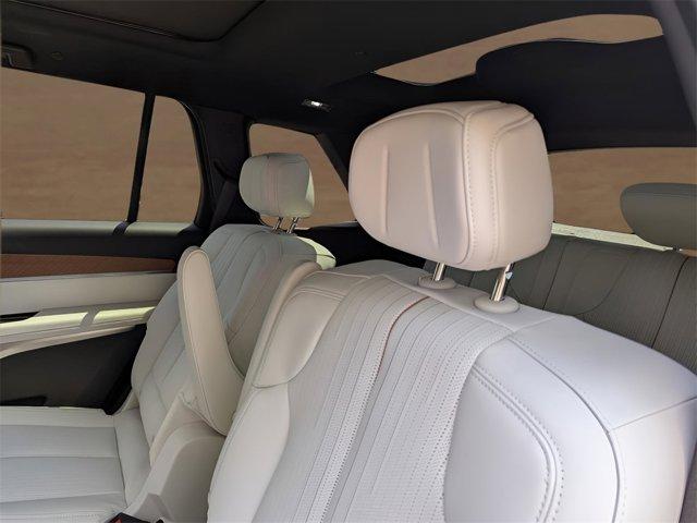 new 2026 Cadillac VISTIQ car, priced at $81,115