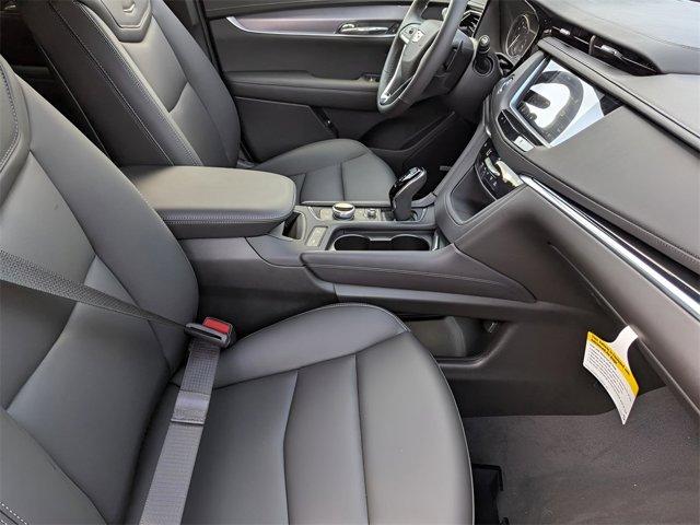 new 2025 Cadillac XT6 car, priced at $44,915