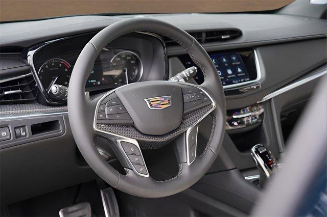 new 2025 Cadillac XT5 car, priced at $59,810