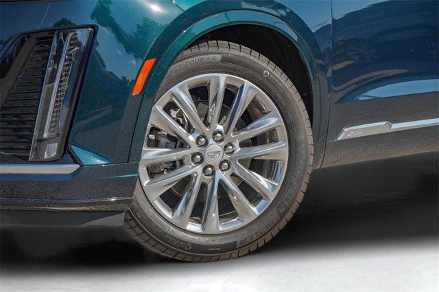 new 2025 Cadillac XT6 car, priced at $52,265