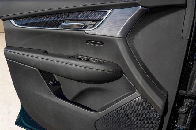 new 2025 Cadillac XT6 car, priced at $52,265