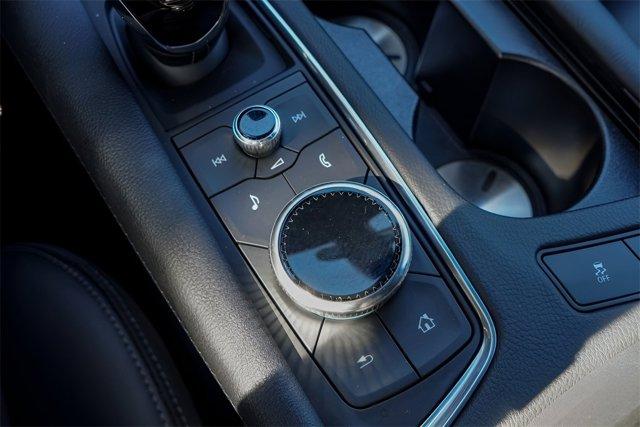 new 2025 Cadillac XT5 car, priced at $39,015