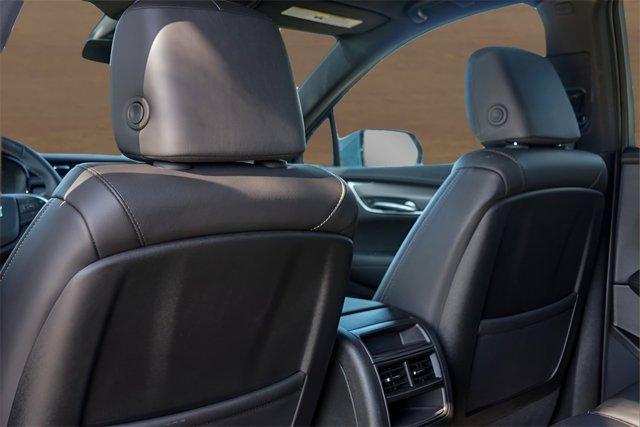 new 2025 Cadillac XT5 car, priced at $39,015