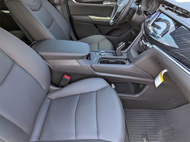 new 2025 Cadillac XT6 car, priced at $62,064