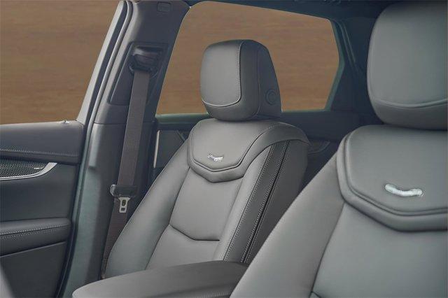 new 2025 Cadillac XT5 car, priced at $61,510