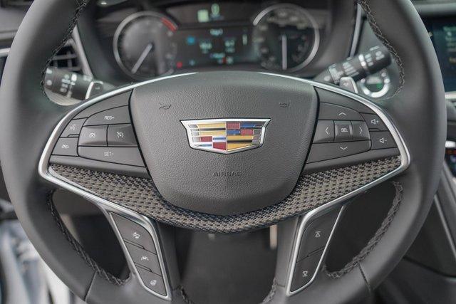 new 2025 Cadillac XT5 car, priced at $61,510