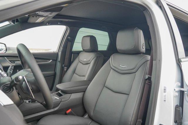 new 2025 Cadillac XT5 car, priced at $61,510