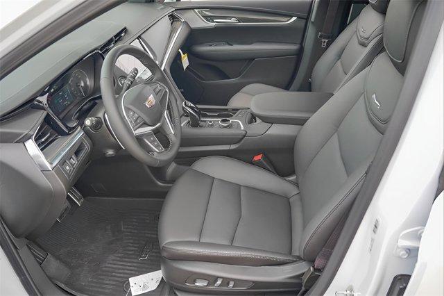 new 2025 Cadillac XT5 car, priced at $61,510