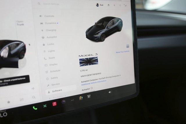 used 2025 Tesla Model 3 car, priced at $48,998