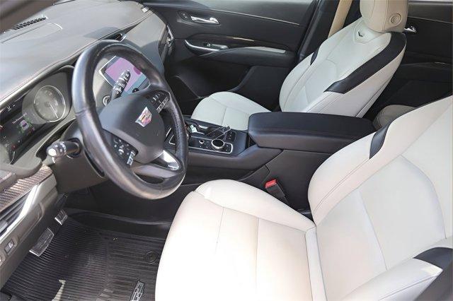 used 2020 Cadillac XT4 car, priced at $27,998