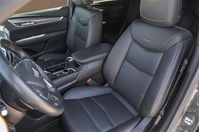 used 2023 Cadillac XT5 car, priced at $30,213