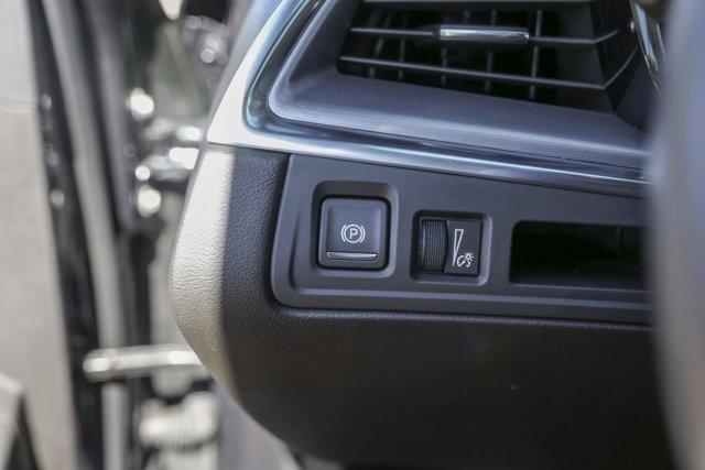 used 2023 Cadillac XT5 car, priced at $30,213