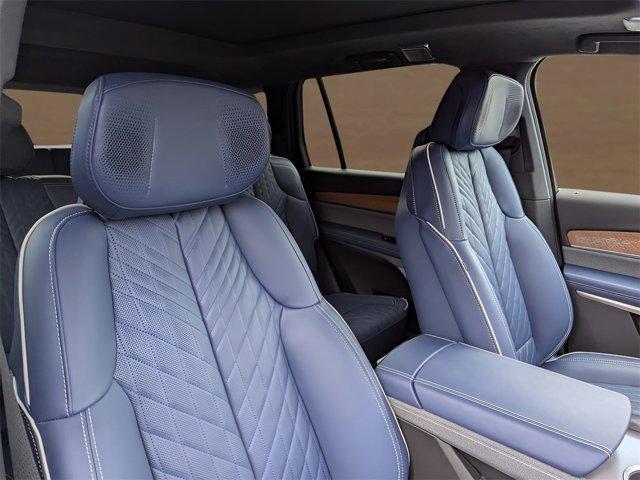 new 2026 Cadillac VISTIQ car, priced at $94,215