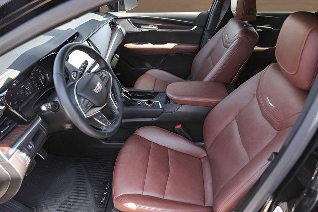 used 2025 Cadillac XT5 car, priced at $54,603