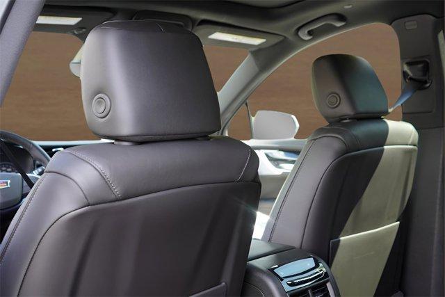 new 2025 Cadillac XT5 car, priced at $59,560