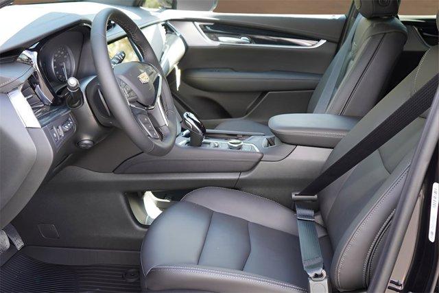 new 2025 Cadillac XT5 car, priced at $59,560