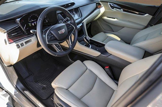 used 2017 Cadillac XT5 car, priced at $17,998