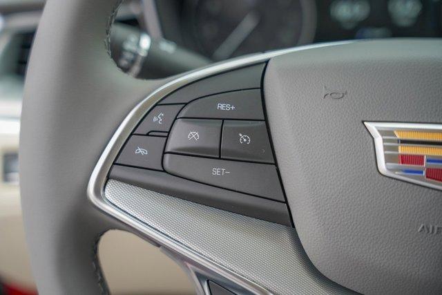 new 2025 Cadillac XT5 car, priced at $57,185
