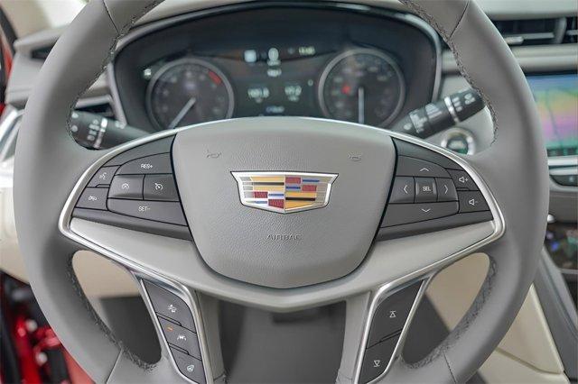 new 2025 Cadillac XT5 car, priced at $57,185