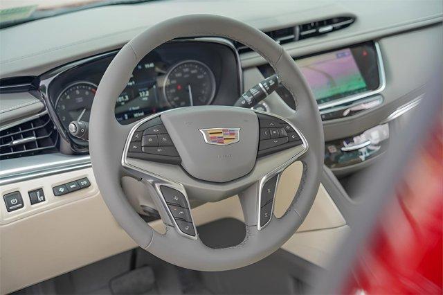new 2025 Cadillac XT5 car, priced at $57,185